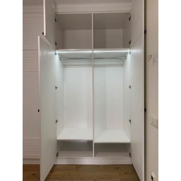 Шкаф белый распашной РД17 (Встроенный, современный стиль)