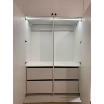 Шкаф белый распашной РД17 (Встроенный, современный стиль)