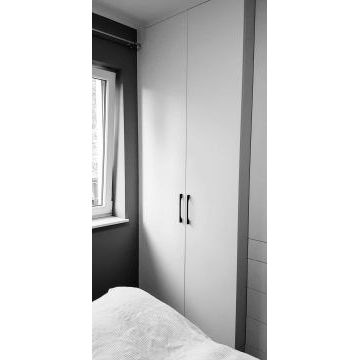 Шкаф белый распашной RSH41 (Двухдверный, ЛДСП) Шкаф белый распашной RSH41 (Двухдверный, ЛДСП)