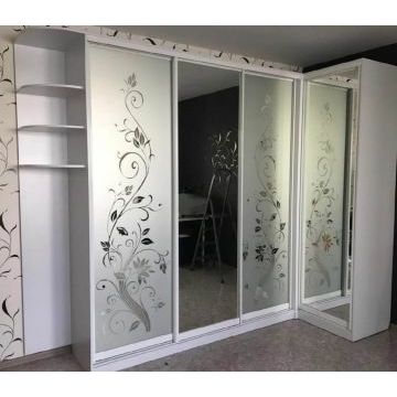 Шкаф-купе с пескоструем угловой 239 (ЛДСП, белый) Шкаф-купе с пескоструем угловой 239 (ЛДСП, белый)