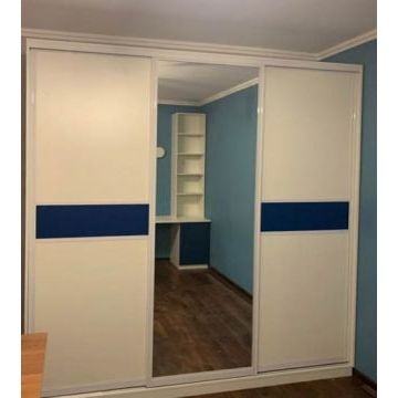 Шкаф-купе в детскую 216 (С зеркалом, ЛДСП) Шкаф-купе в детскую 216 (С зеркалом, ЛДСП)