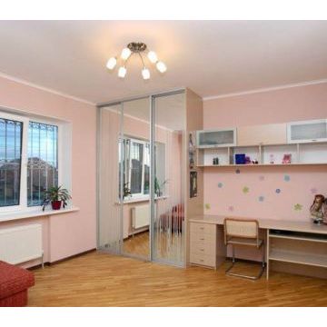 Шкаф-купе для детской комнаты 201 (Пескоструй) Шкаф-купе для детской комнаты 201 (Пескоструй)