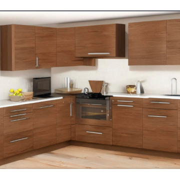 Кухня из массива дуба К8305 (Небольшая, классический стиль) Кухня из массива дуба К8305 (Небольшая, классический стиль)