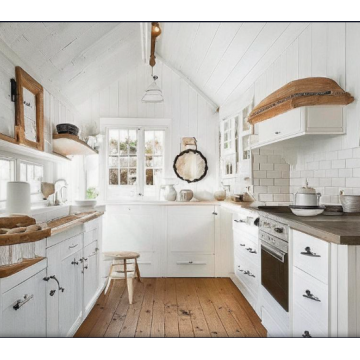 Кухня в стиле кантри К727 (Белая, со встроенной техникой)