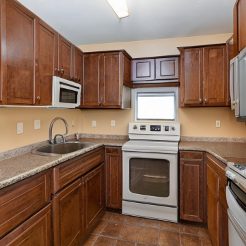 Кухня Cleaf К295 (Угловая, небольшая) Кухня Cleaf К295 (Угловая, небольшая)